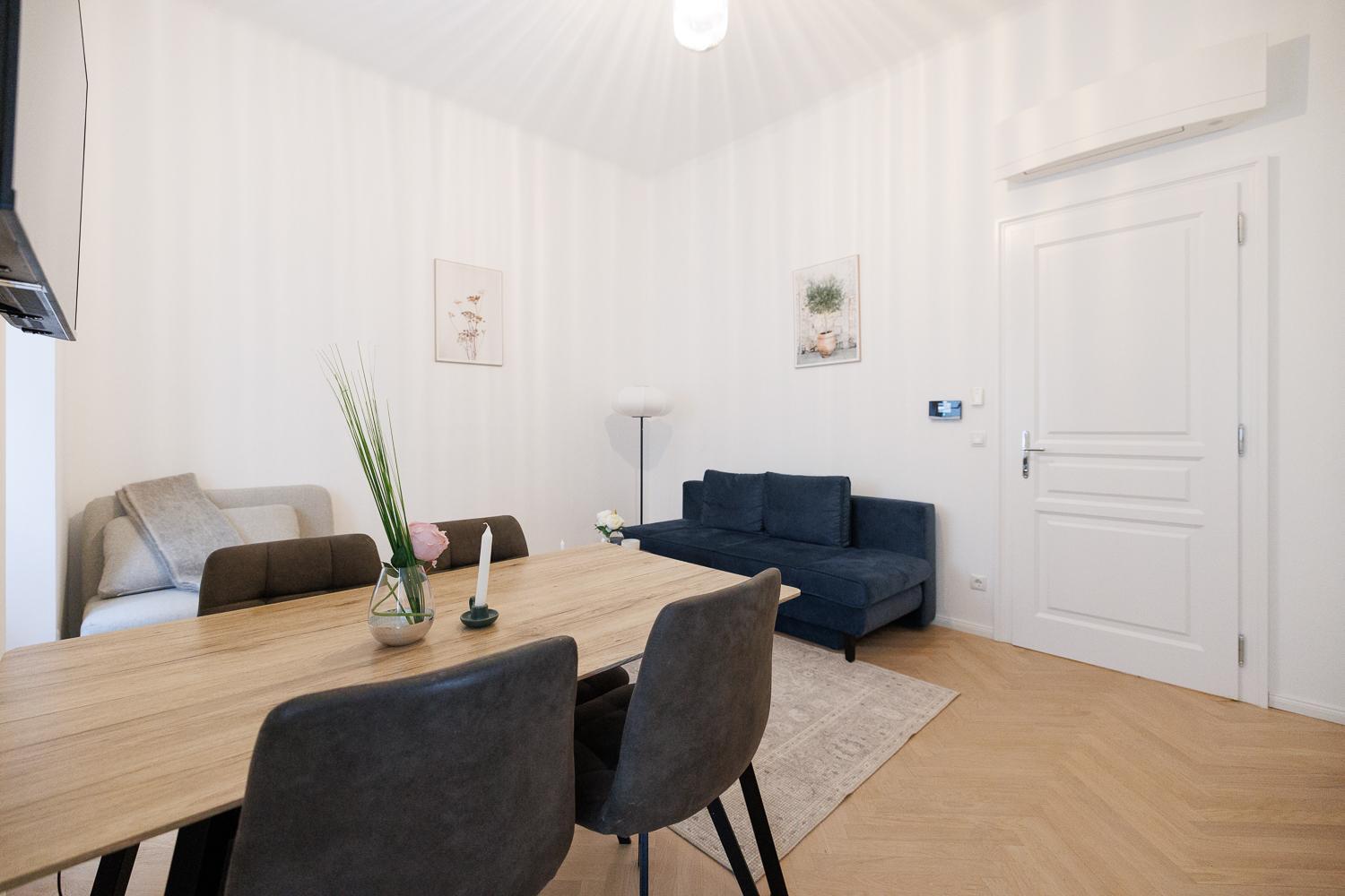 Stylish 1-bedroom 2-bath By Canal Minutes From Historic Centre Appartement *